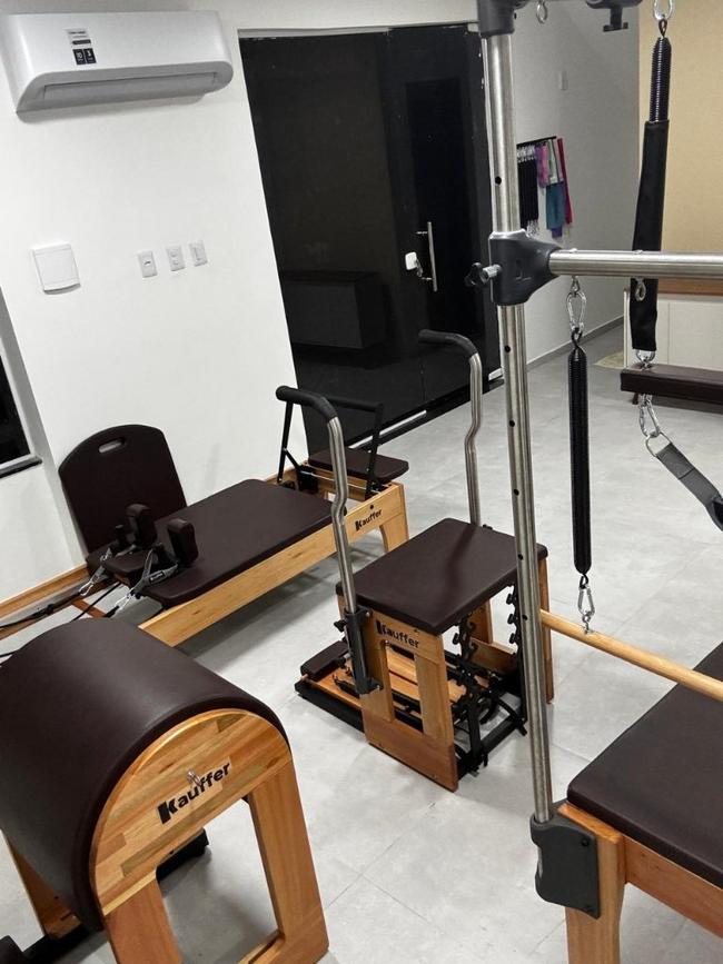 Sala completa de equipamentos Kauffer no Essence Studio